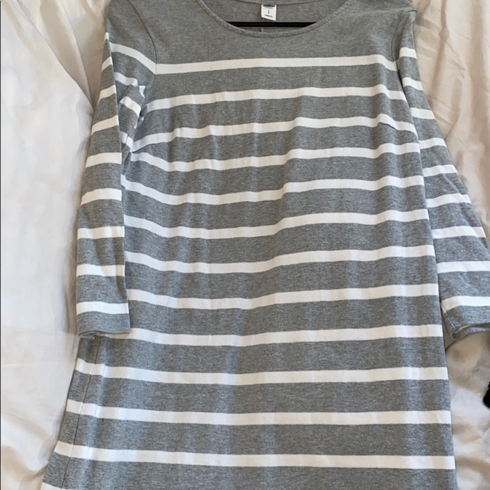 grey dress